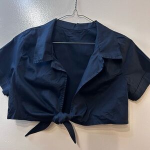 Women's Black Tie-Front Crop Top - Casual